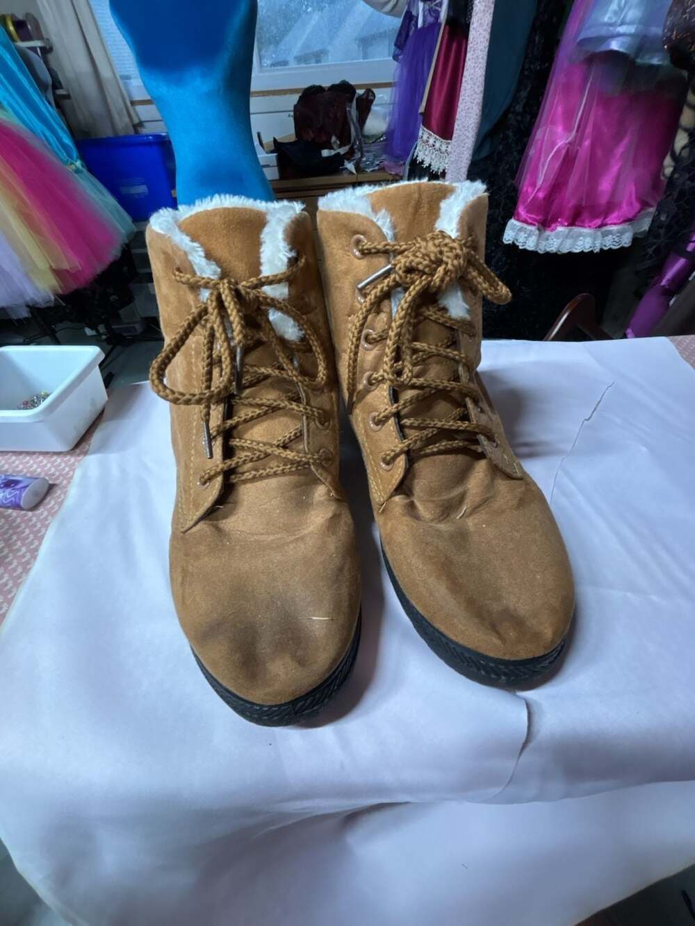 SQL Lace Up Sherpa Winter Boots Size 38 Brown Faux Suede